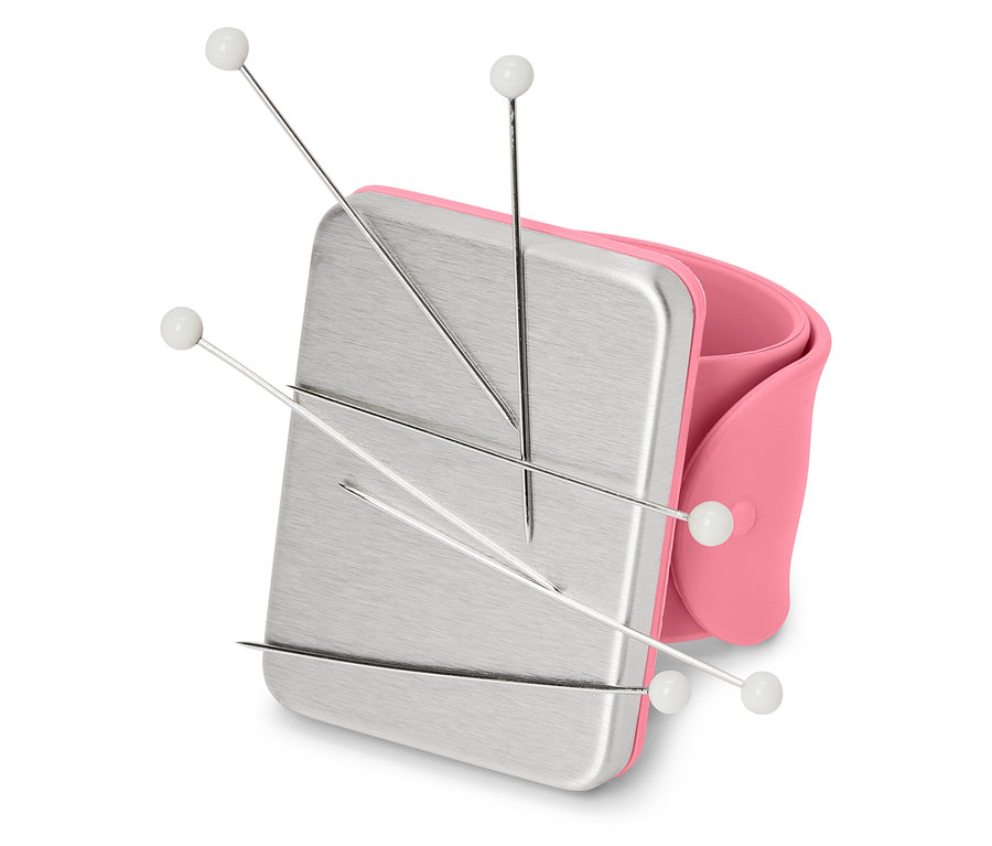 Magnetický držiak ihiel Armnadelkissen s ihlami.