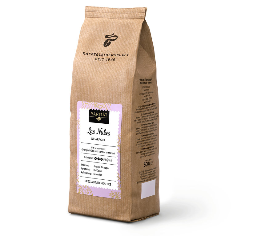 Balenie kávy Raritná káva »Las Nubes Nicaragua«.