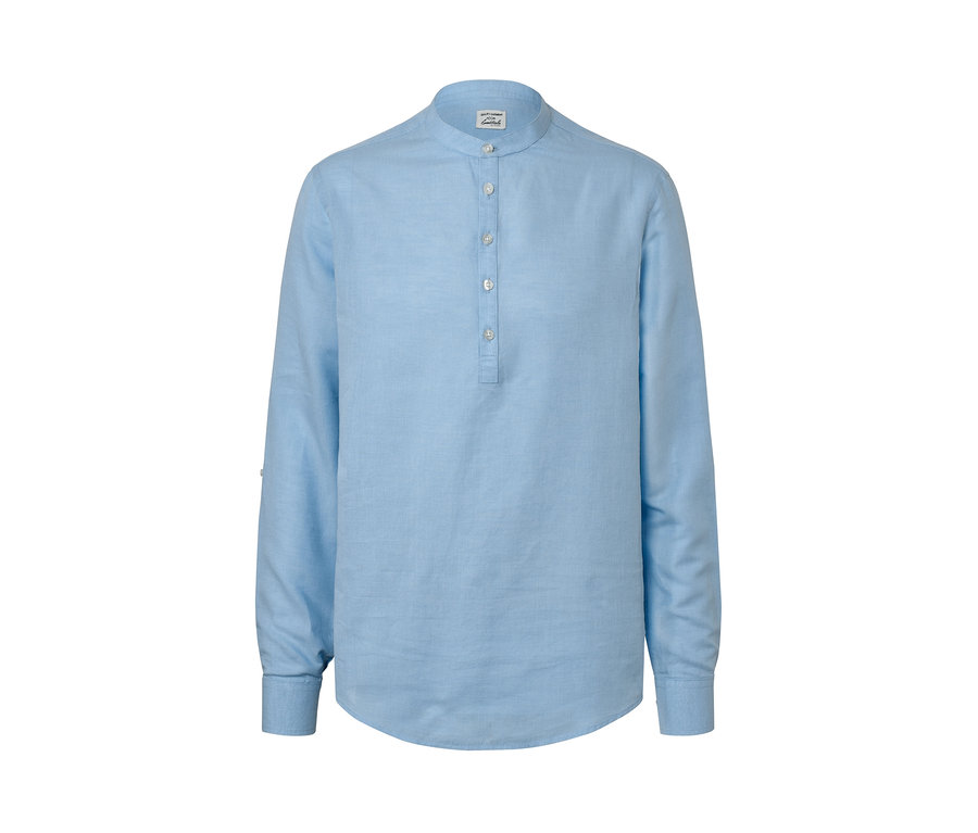Svetlomodrá košeľa s ľanom.
