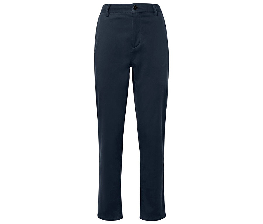 Tmavo modré látkové nohavice ležiace na bielom pozadí.