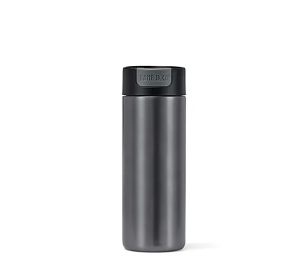 Sivý cestovný hrnček Kambukka To Go, 500 ml.