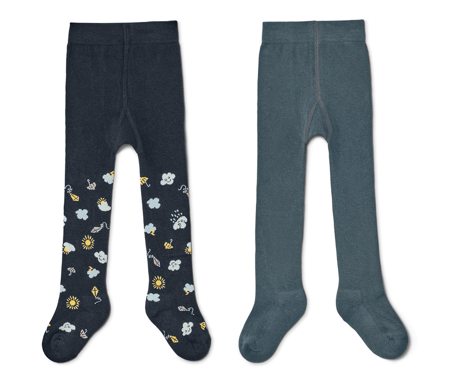 Dvoje detské modré pančuchy. Jedny tmavomodré so vzorom slnka, oblakov a dažďa, druhé svetlomodré.