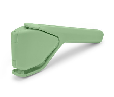 Priestorovo úsporný lis na citrusy