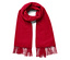 Červený šál s strapcami na bielom pozadí.