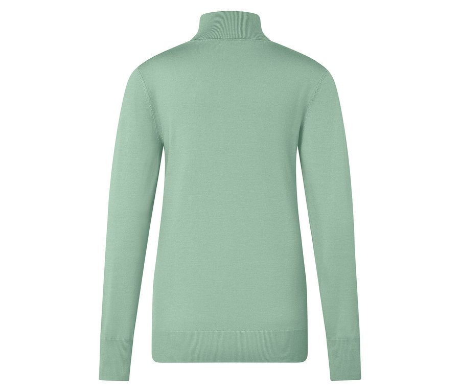 Pohľad zozadu na svetlozelený rolák.