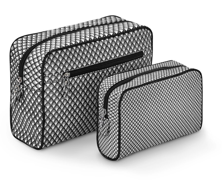 Dve kozmetické taštičky s čierno-bielym vzorom šupín.