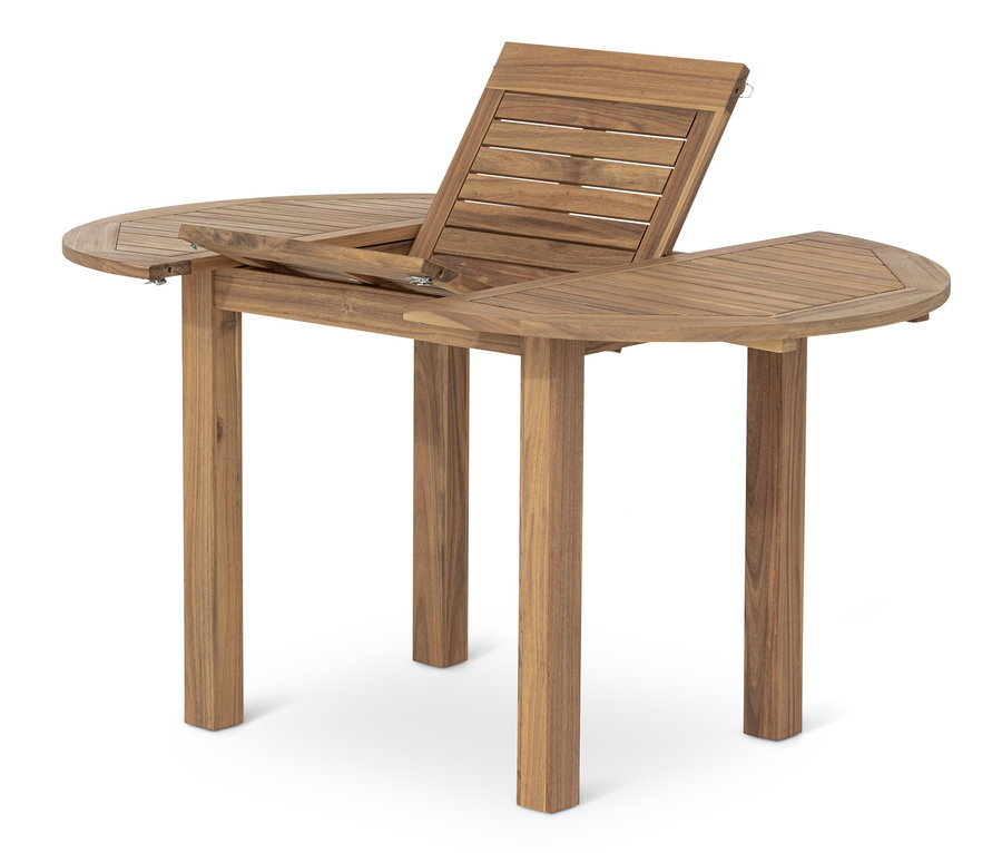 Čiastočne rozložený okrúhly rozkladací stôl z teakového dreva.