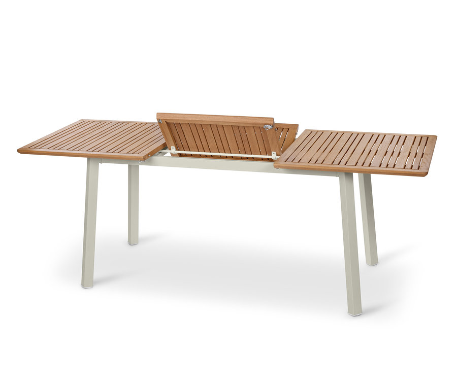 Čiastočne rozložený záhradný stôl »Liska« s drevenou doskou a svetlými nohami.