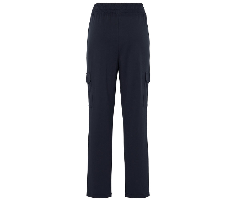 Námornícke modré nohavice s elastickým pásom a našitými vreckami na stehnách.