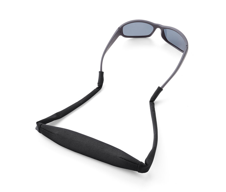 Sivé športové okuliare s neoprénovou šnúrkou.