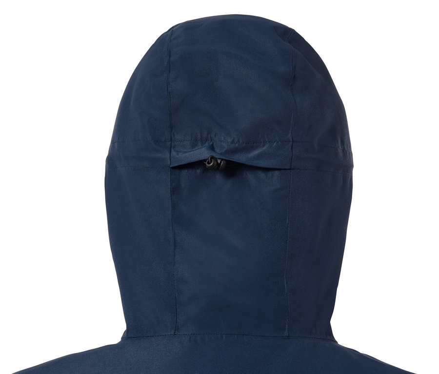 Detail kapucne modrozelenej lyžiarskej bundy.