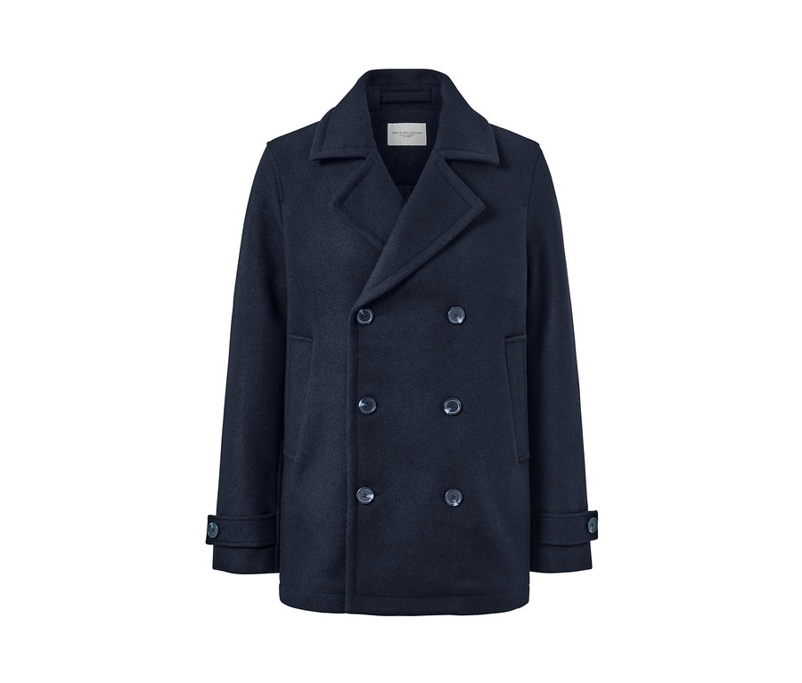 Tmavomodrá krátka bunda.