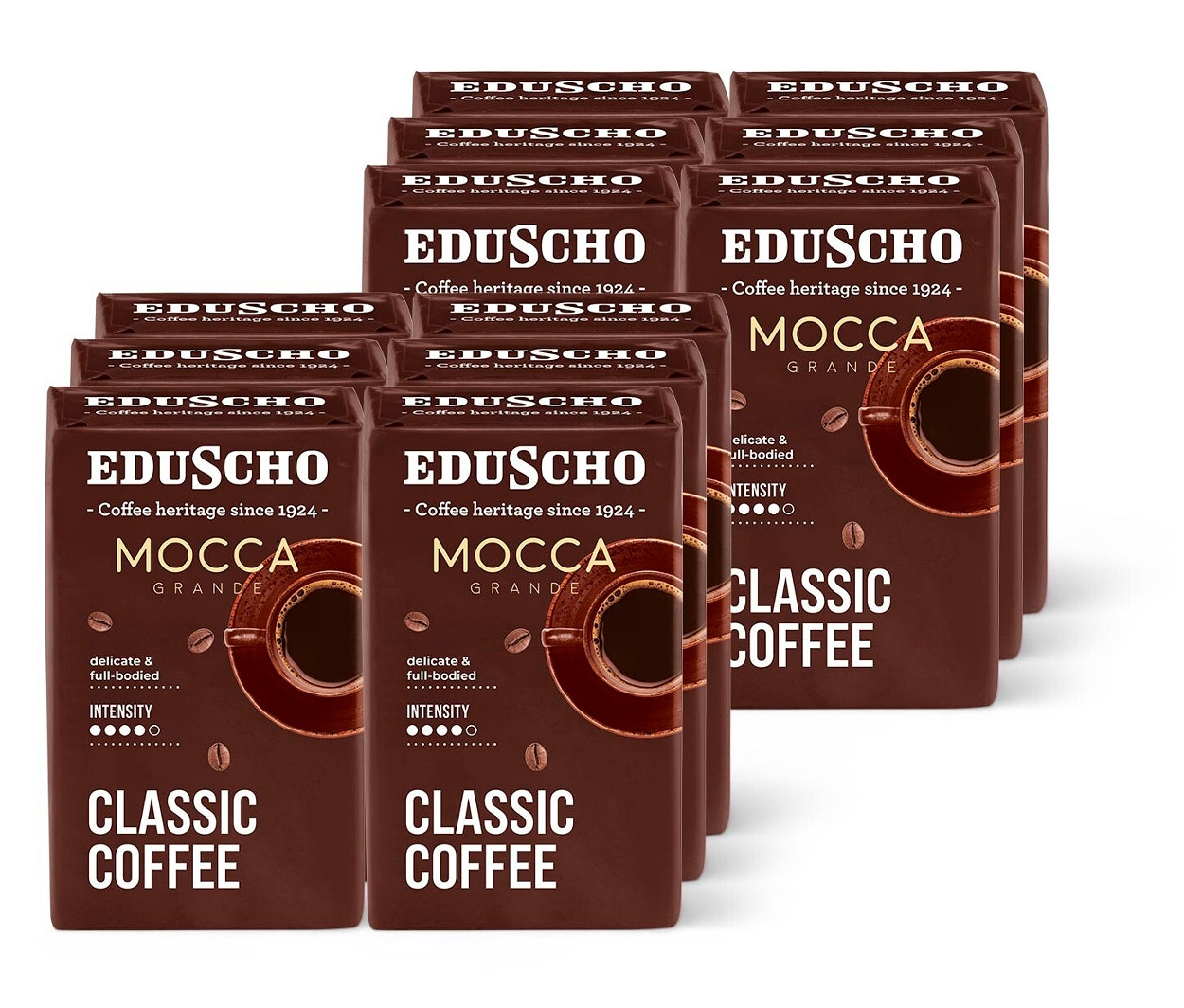 Balíčky mletej kávy Eduscho Mocca Grande usporiadané v niekoľkých radoch.