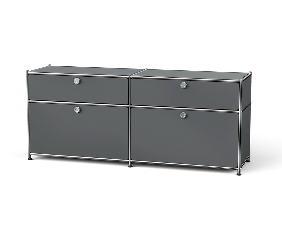 Sivá komoda so štyrmi zásuvkami a chrómovaným rámom.