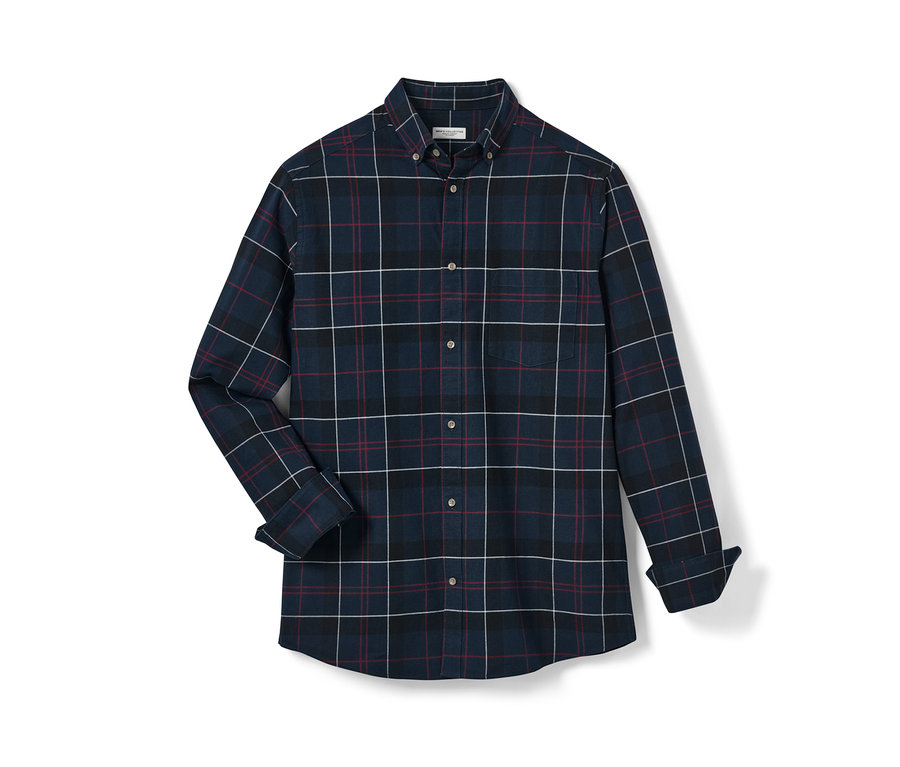 Tmavomodrá kockovaná flanelová košeľa s dlhým rukávom.