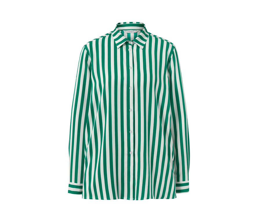 Zelená prúžkovaná blúzka.