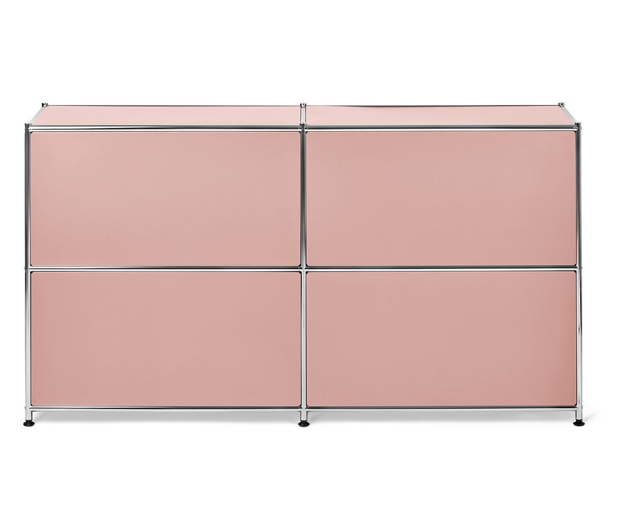 Ružová skrinka so štyrmi priehradkami a strieborným rámom.