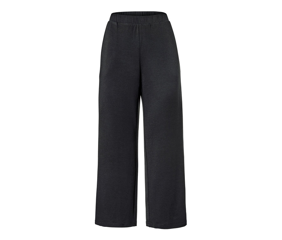 Čierne 7/8 domáce nohavice.