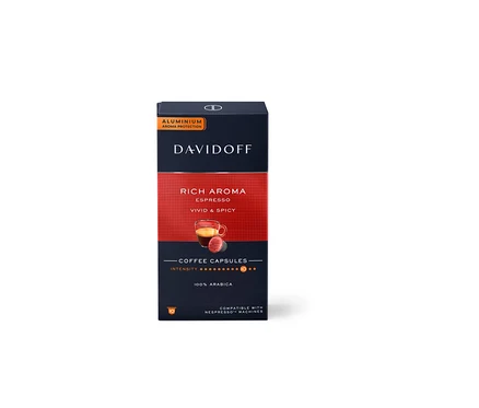 Balenie kávových kapsúl Davidoff Rich Aroma.