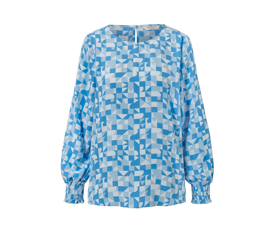 Modrá blúzka s geometrickou potlačou.