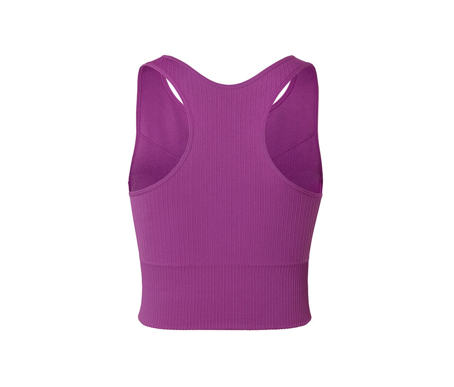 Detail fialovej bezšvovej podprsenky bralette.