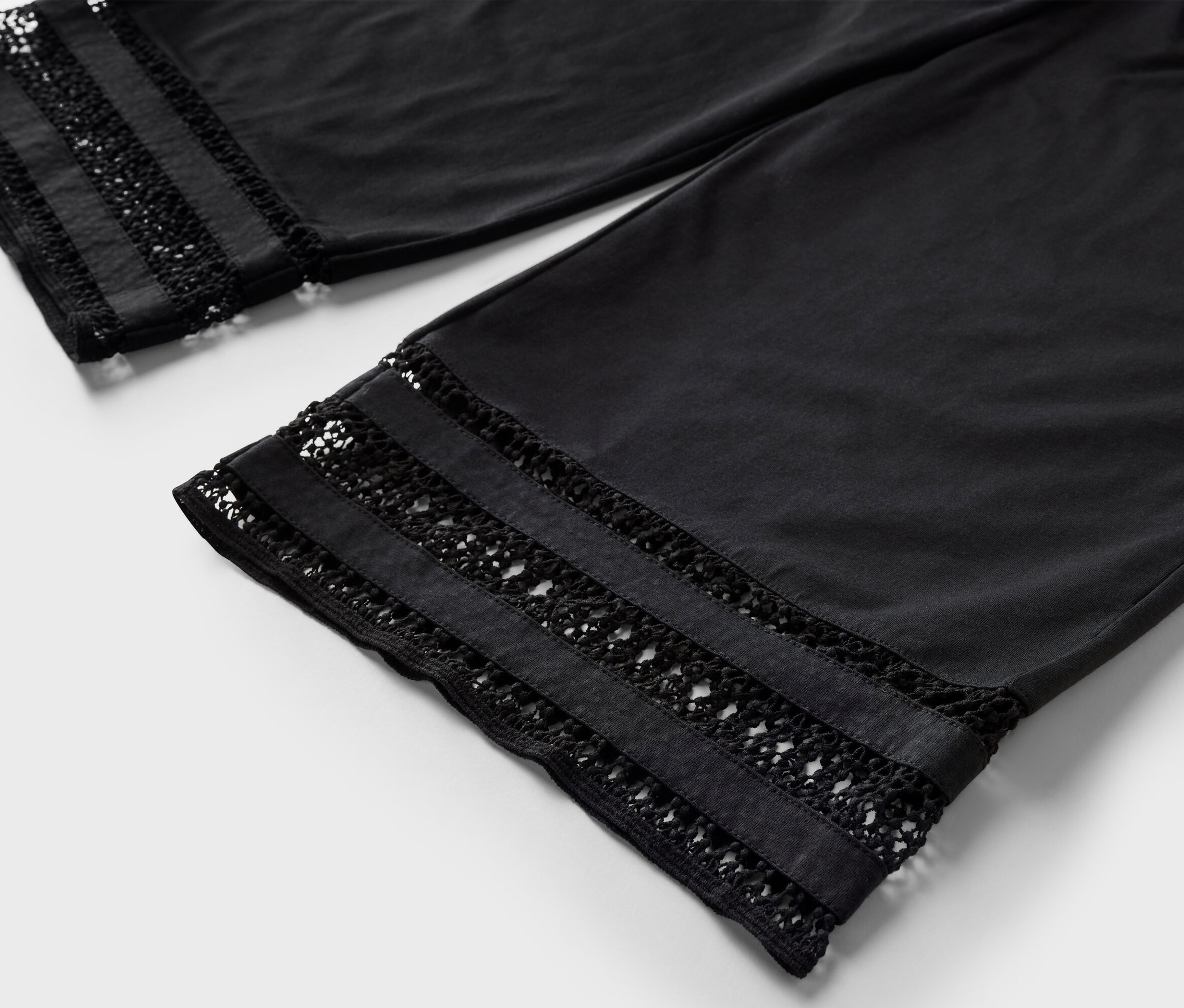 Tchibo - Nohavice culottes s výšivkou