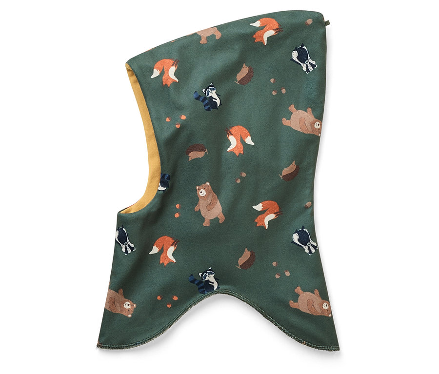 Zelená kukla s hnedými medveďmi, líškami, medvedíkmi čistotnými a ježkami.