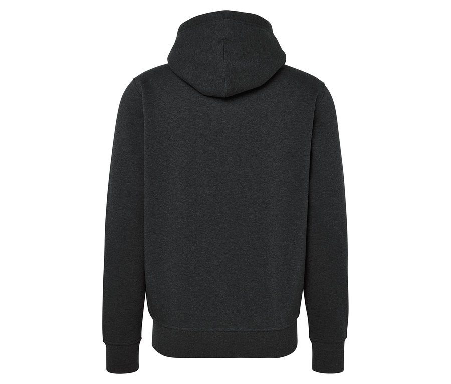 Pohľad zozadu na tmavosivú mikinu s kapucňou.