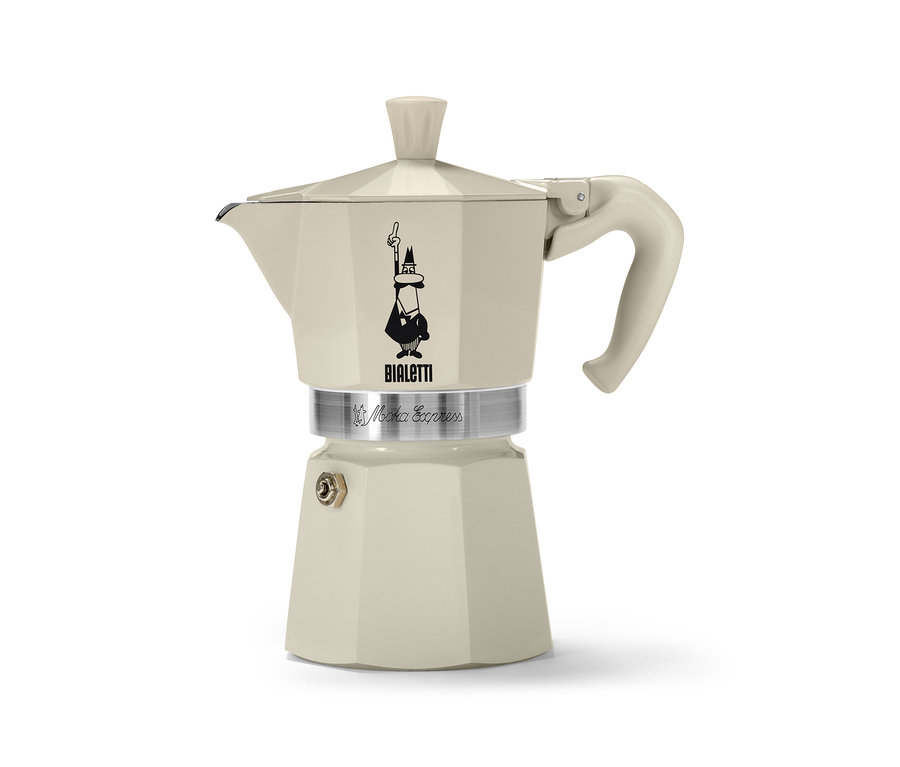 Krémový kávovar na espresso »Bialetti Moka Express« 190 ml na bielom pozadí.