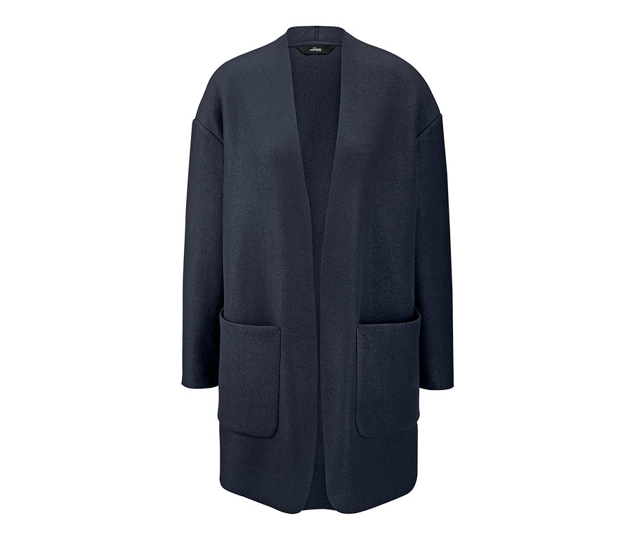 Modrá domáca bunda s vreckami.