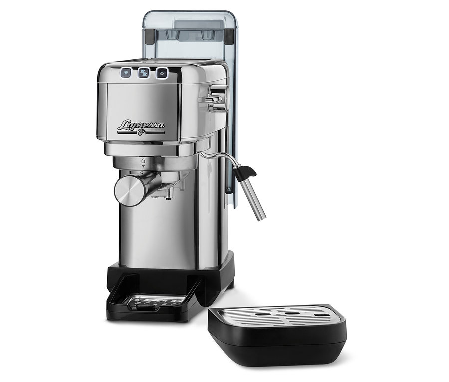 Strieborný pákový kávovar »Lapressa«.