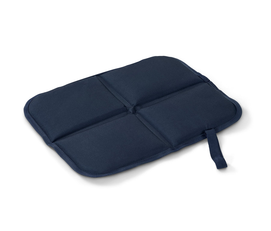 Skladací termovankúš na sedenie.