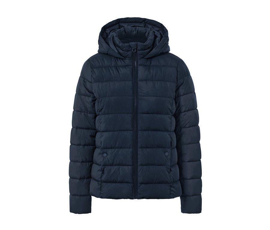 Tmavomodrá prešívaná bunda s kapucňou.