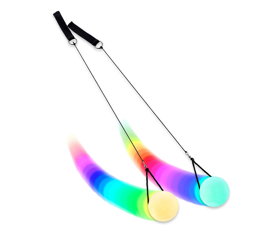 Pár LED poi so stopami dúhy.