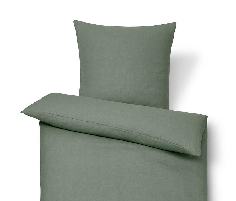 Zelená ľanová posteľná bielizeň štandardnej a nadmernej veľkosti.