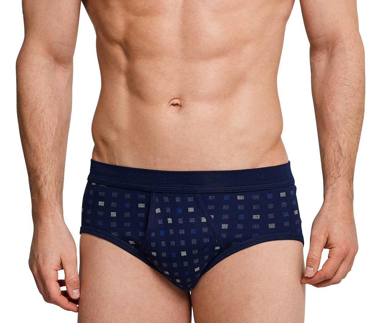 Muž má na sebe modré slipy SCHIESSER s jemným rebrovaním.