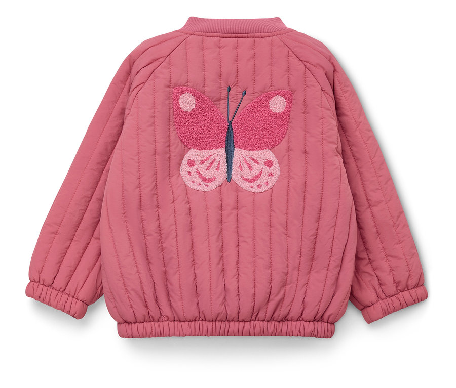 Ružová, prešívaná bunda s ružovým motýľom na chrbte.