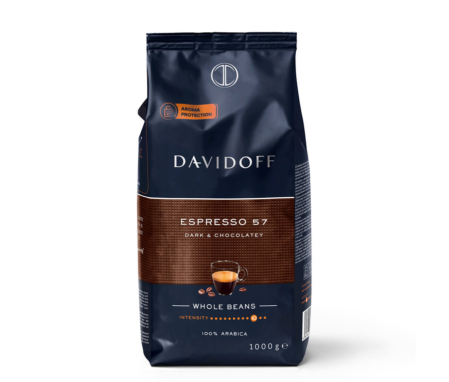 Tmavomodré 1 kg balenie DAVIDOFF CAFÉ Espresso 57 zrnkovej kávy, s grafikou šálky espressa a kávových zŕn.