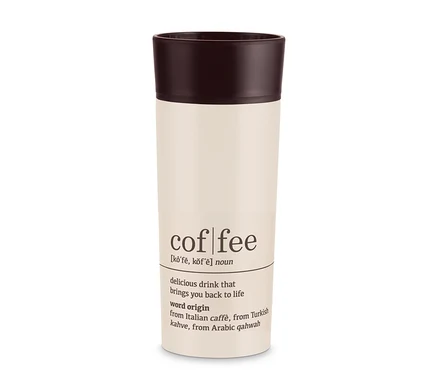 Béžový hrnček na kávu To Go Coffee Dictionary s hnedým vrchnákom.