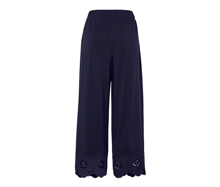 Tmavo modré culottes nohavice s výšivkou na leme.