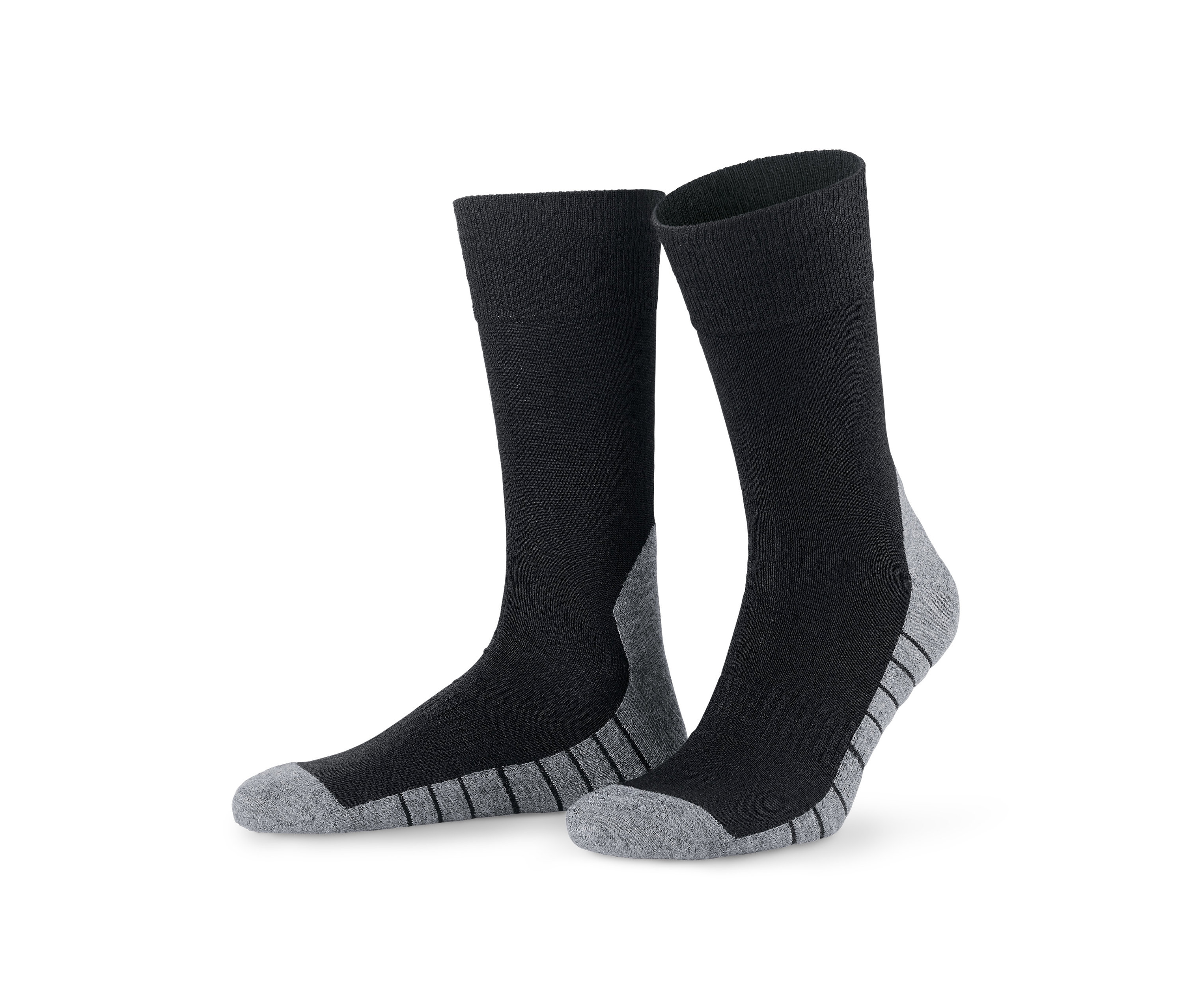 Dva páry outdoorových ponožiek čiernej a sivej farby.