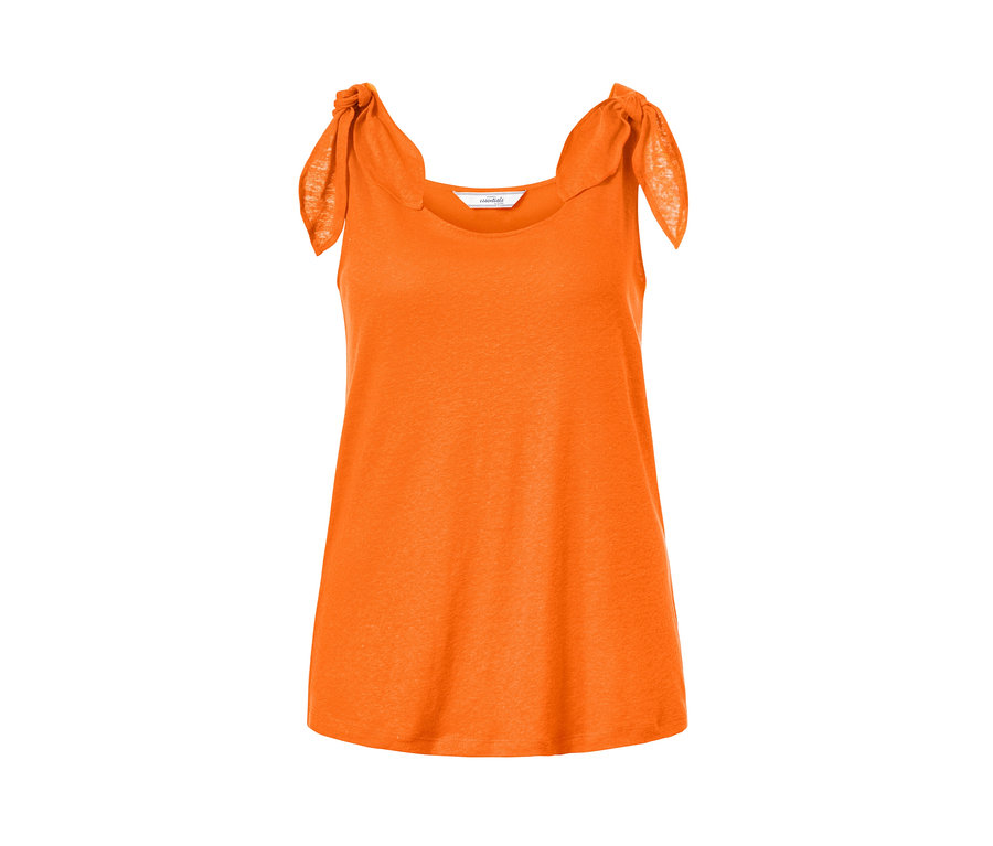 Oranžový top so zauzleným detailom.