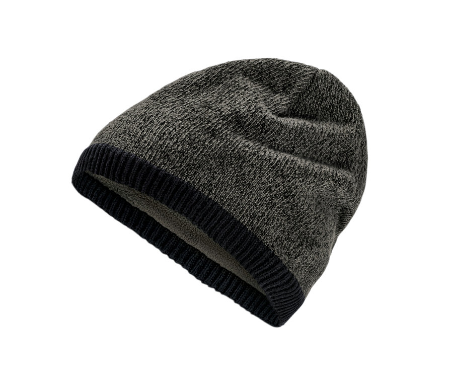 Detail pletenej čiapky.