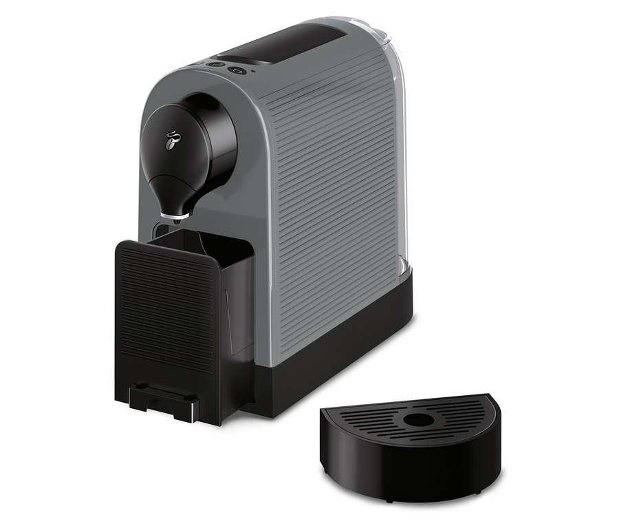 Sivý kávovar Cafissimo pure+ s odnímateľnou odkvapkávacou miskou.