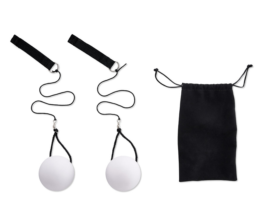 Dva páry LED poi vedľa seba a čierne puzdro.