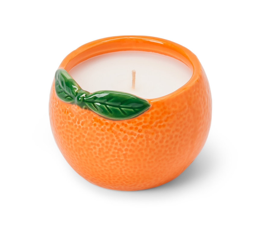 Sviečka citronela v tvare pomaranča.
