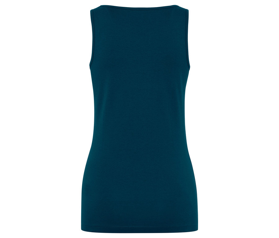 Tmavomodré tielko so štvorcovým výstrihom, pohľad zozadu.