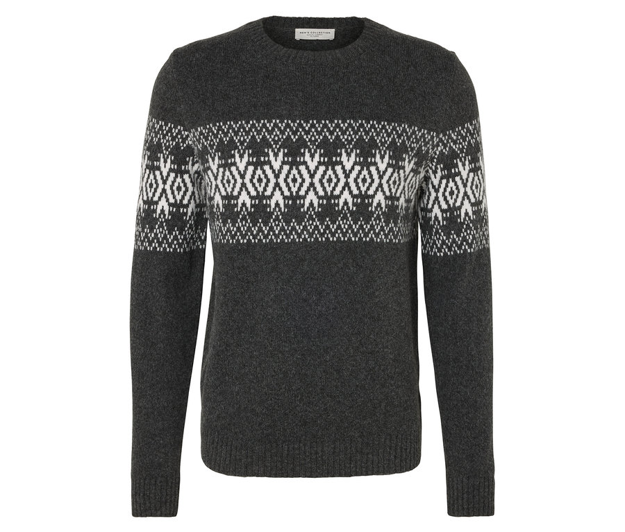 Sivý sveter s bielym vzorom.