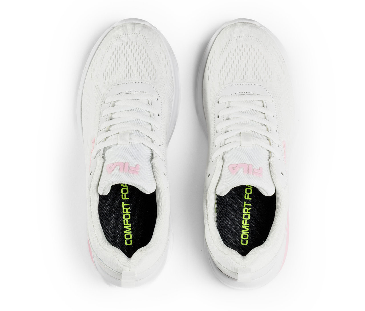 Dve biele dámske tenisky FILA Specctris ležia vedľa seba.