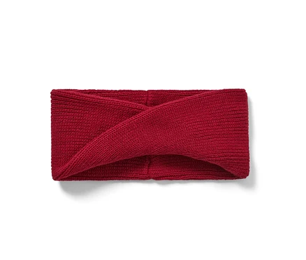 Červená detská pletená čelenka na bielom pozadí.